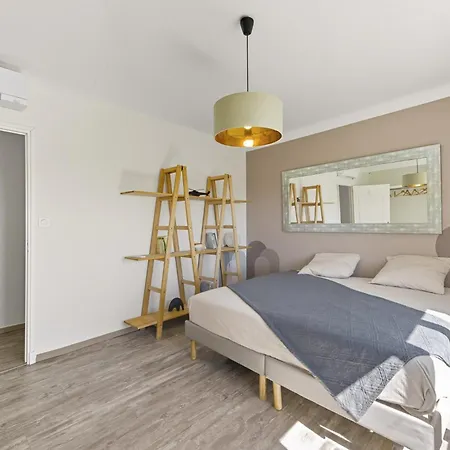 Exceptional Provencal 土伦