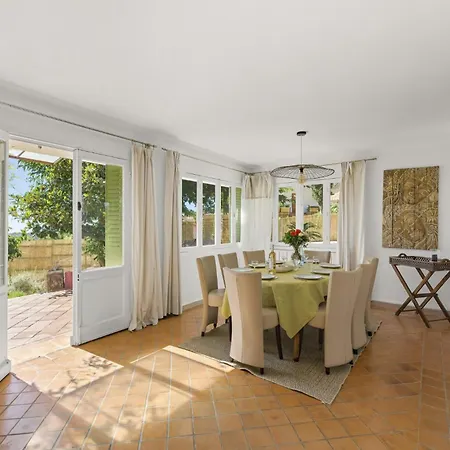 Villa Villa vue mer panoramique&piscine chauffée Toulon